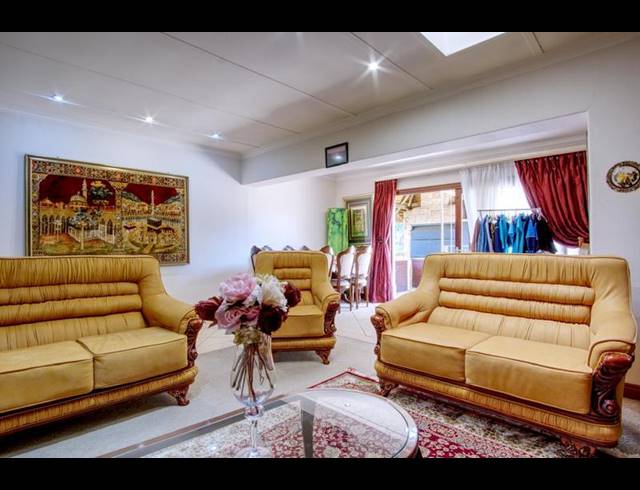 3 BEDROOM HOUSE FOR SALE IN MONTGOMERY PARK